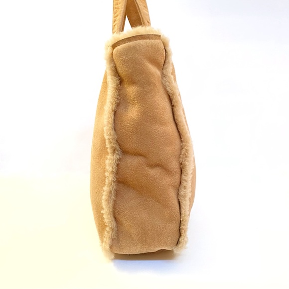 Vintage Chanel beige tan suede shearling sheepskin top handles tote purse bag - Picture 3 of 15